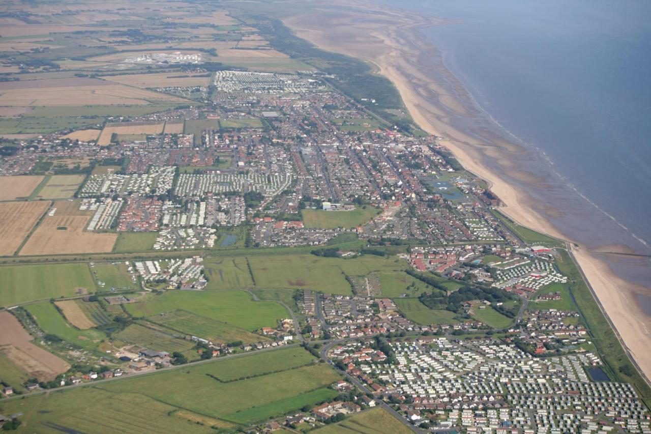 8 Berth Caravan For Hire At Heacham Holiday Park In Norfolk Ref 21024F Hotel Ngoại thất bức ảnh
