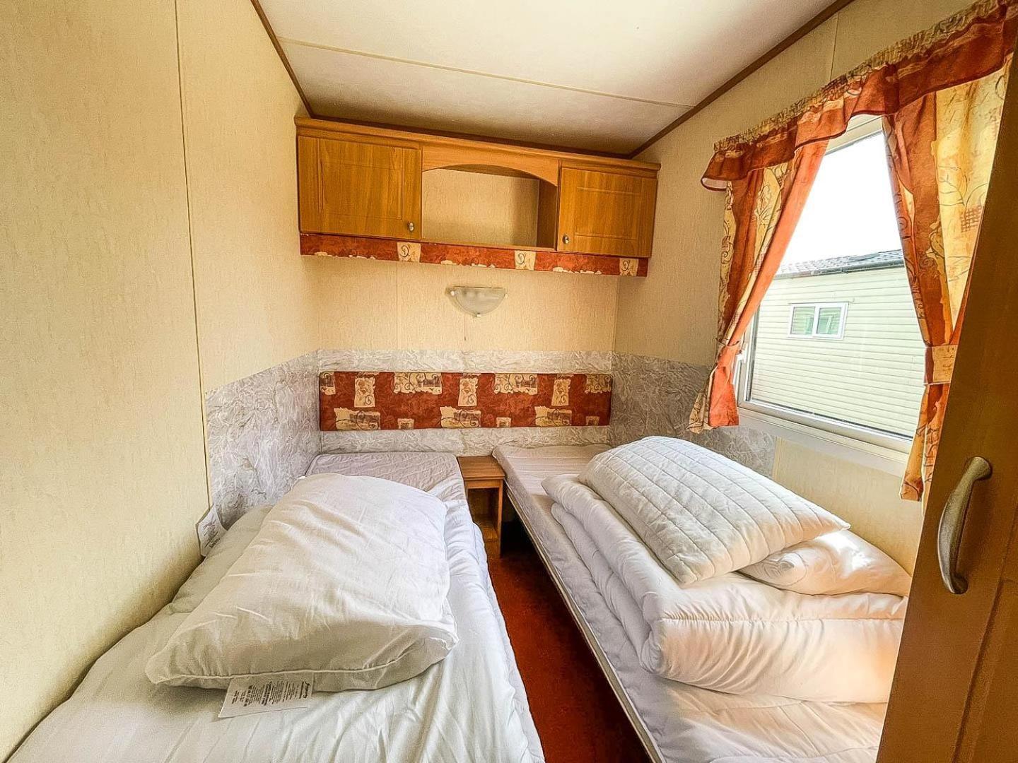 8 Berth Caravan For Hire At Heacham Holiday Park In Norfolk Ref 21024F Hotel Ngoại thất bức ảnh